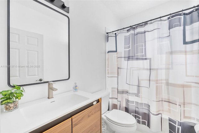 2350 SE 19th Ct Unit 0, Homestead, FL 33035 - bathroom with vanity, toilet, and a shower with curtain
