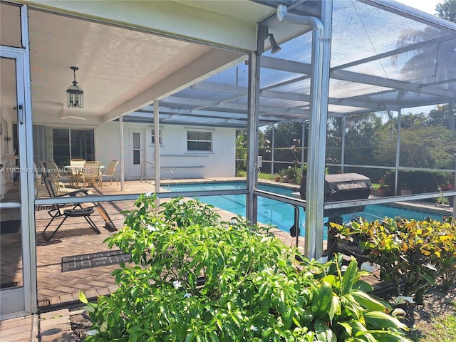 1101 SW 75th Ter, Plantation, FL 33317 - swimming pool featuring glass enclosure