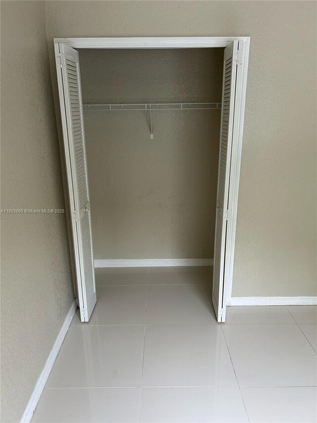 61 NE 13th Ave Unit 11, Homestead, FL 33033 - view of closet