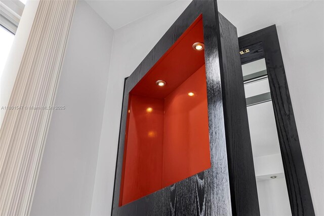 1155 Brickell Bay Dr Unit Ph204, Miami, FL 33131 - detailed view of recessed lighting