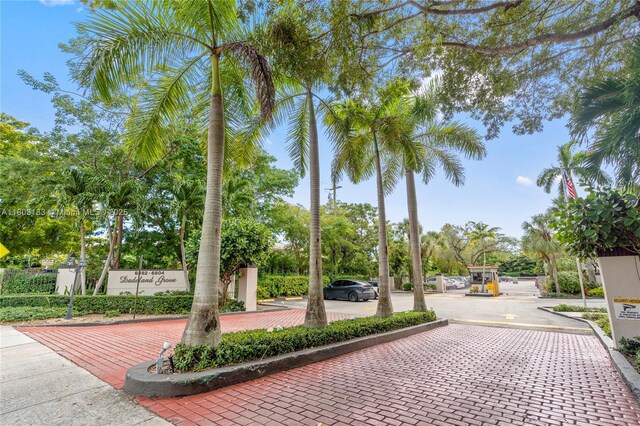 6886 N Kendall Dr Unit D207, Pinecrest, FL 33156 - view of surrounding community