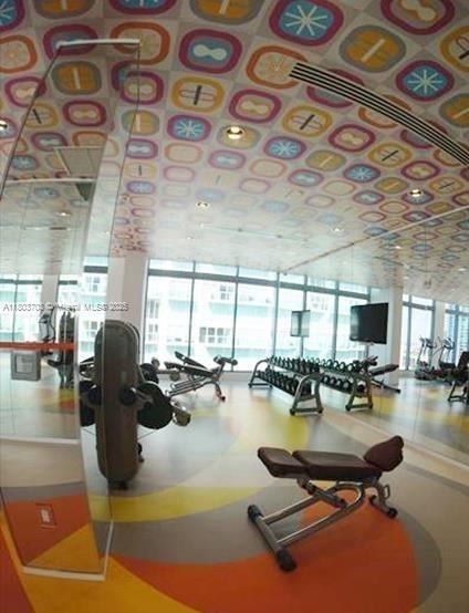 31 SE 6th St Unit 907, Miami, FL 33131 - view of exercise room