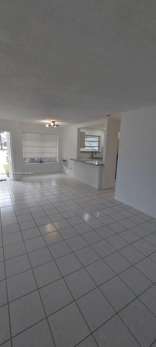 3033 NW 43rd Ave Unit 108, Lauderdale Lakes, FL 33313 - photo 1