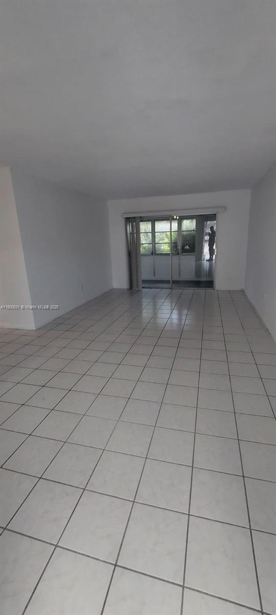 3033 NW 43rd Ave Unit 108, Lauderdale Lakes, FL 33313 - photo 2