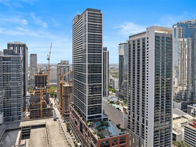 159 NE 6th St Unit 3504, Miami, FL 33132 - photo 2