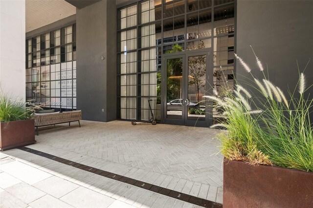 159 NE 6th St Unit 3504, Miami, FL 33132 - photo 3