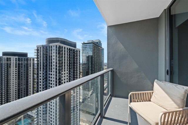 159 NE 6th St Unit 3504, Miami, FL 33132 - photo 11