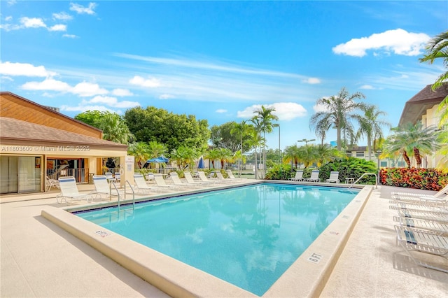 7915 SW 86th St Unit 705, Miami, FL 33143 - community pool with a patio area