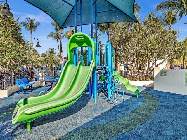 3144 NE 212th St, Aventura, FL 33180 - view of communal playground