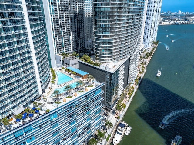 200 Biscayne Boulevard Way Unit 4005, Miami, FL 33131 - view of urban area with a pool area and a large body of water