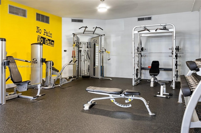 1000 Parkview Dr Unit 424, Hallandale Beach, FL 33009 - view of gym