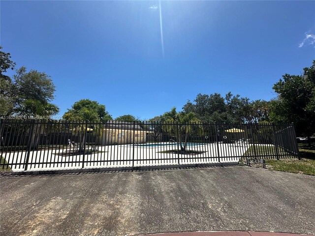 8443 SW 137th Ave Unit 8443, Miami, FL 33183 - view of gate