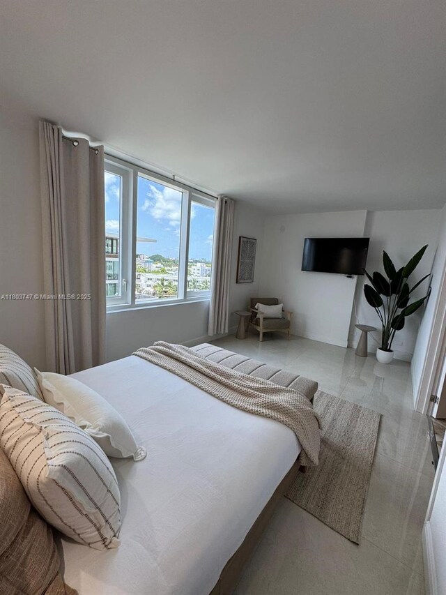 2301 Collins Ave Unit 731, Miami Beach, FL 33139 - view of bedroom