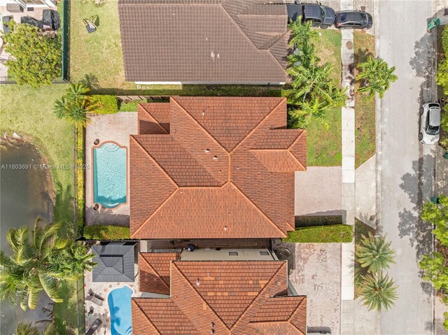 9248 SW 209th Ter, Cutler Bay, FL 33189 - aerial view of a pool