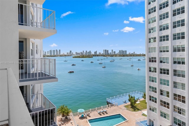 1228 W Ave Unit 704, Miami Beach, FL 33139 - water view with a skyline view