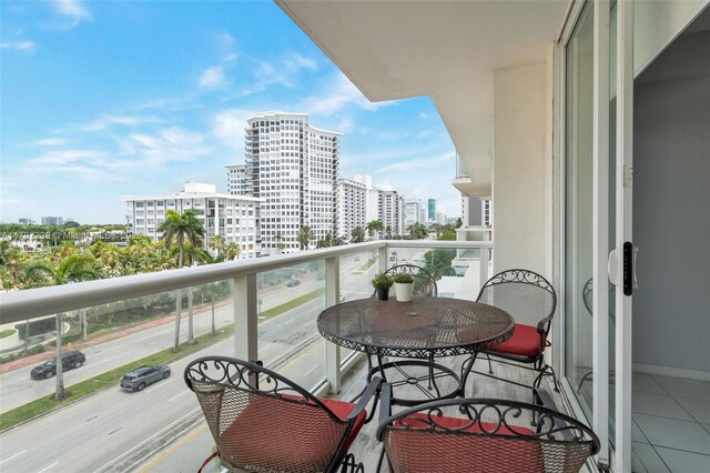 5601 Collins Ave Unit 615, Miami Beach, FL 33140 - photo 1