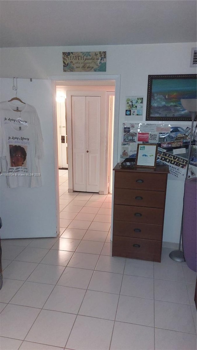 1400 Saint Charles Pl Unit L4, Pembroke Pines, FL 33026 - hall featuring light tile patterned floors