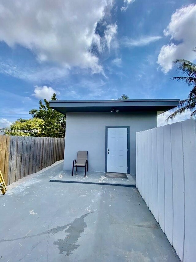 3135 SW 64th Ave, Miami, FL 33155 - view of outdoor structure