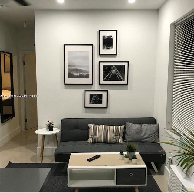 1618 Michigan Ave Unit 26, Miami Beach, FL 33139 - living area with recessed lighting