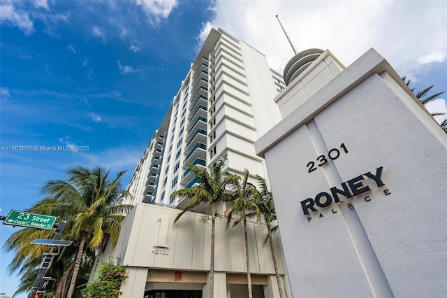 2301 Collins Ave Unit 727, Miami Beach, FL 33139 - photo 2
