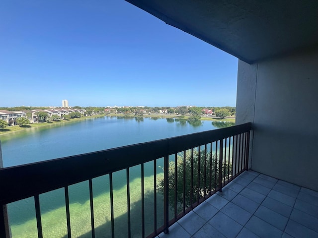 10290 NW 9th St Cir Unit 512, Miami, FL 33172 - balcony with a water view