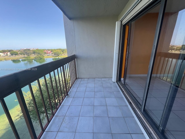 10290 NW 9th St Cir Unit 512, Miami, FL 33172 - balcony featuring a water view
