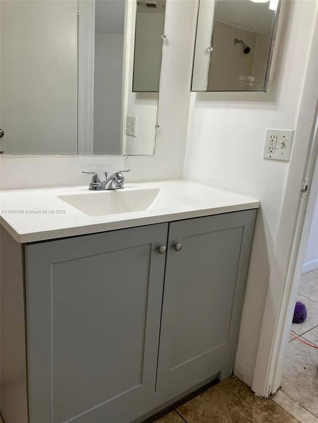 213 Lake Pointe Dr Unit 112, Oakland Park, FL 33309 - bathroom with vanity