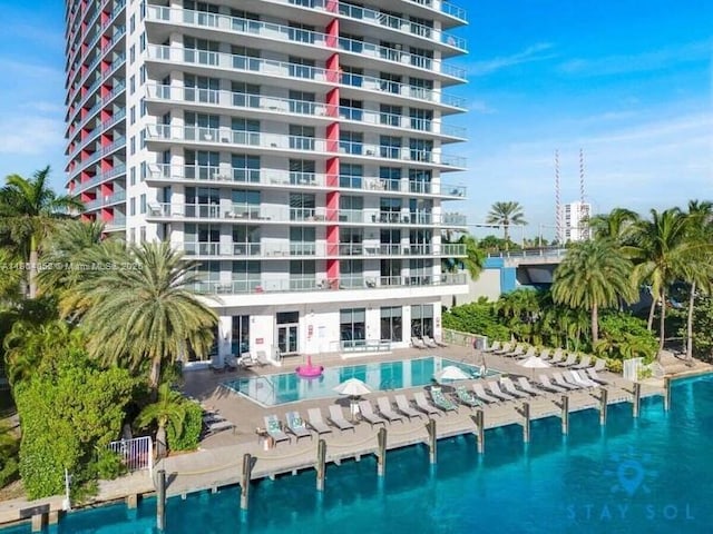 2600 E Hallandale Beach Blvd Unit T3210, Hallandale Beach, FL 33009 - view of apartment building / complex with a community pool