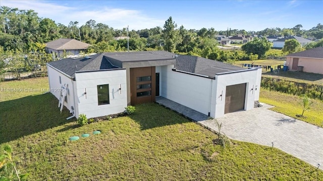 4623 7th St W, Lehigh Acres, FL 33971 - view of outdoor structure featuring a garage