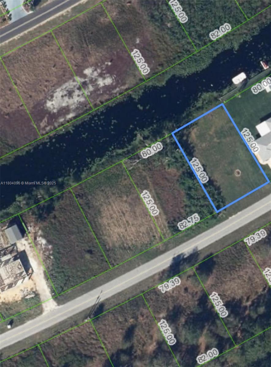 370 Parker St NE, Lake Placid, FL 33852 - photo 1
