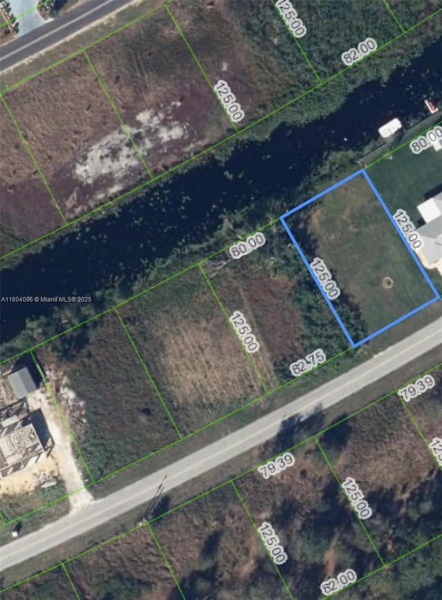 370 Parker St NE, Lake Placid, FL 33852 - photo 1