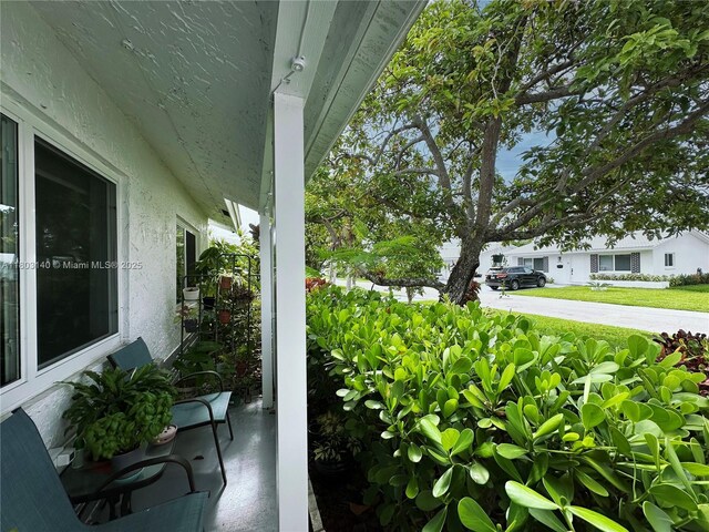 8313 NW 59th Pl, Tamarac, FL 33321 - photo 6