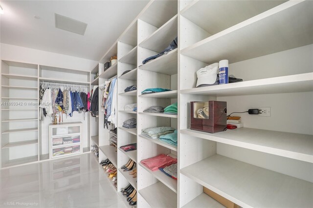 88 SW 7th St Unit 4101, Miami, FL 33130 - view of walk in closet