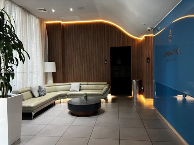 2600 E Hallandale Beach Blvd Unit T401, Hallandale Beach, FL 33009 - building lobby with vaulted ceiling and a security system