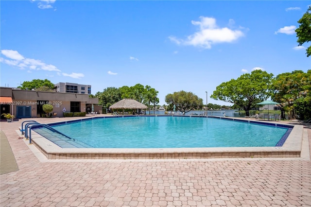 900 Colony Point Cir Unit 523, Pembroke Pines, FL 33026 - community pool with fence