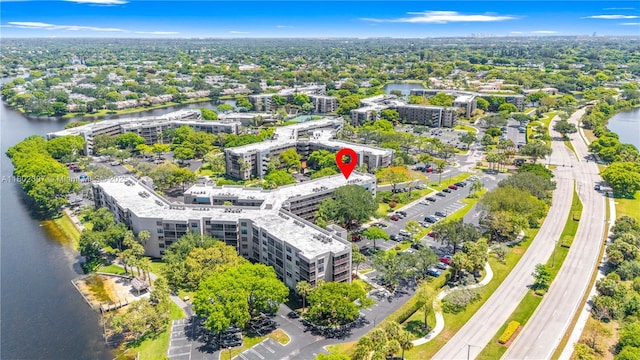 900 Colony Point Cir Unit 523, Pembroke Pines, FL 33026 - aerial view of apartment complex / building and a large body of water