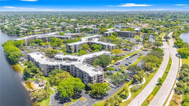 900 Colony Point Cir Unit 523, Pembroke Pines, FL 33026 - bird's eye view of apartment complex / building and a large body of water