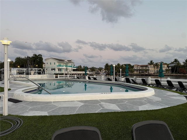3209 S Ocean Dr Unit 2M, Hallandale Beach, FL 33009 - view of community pool