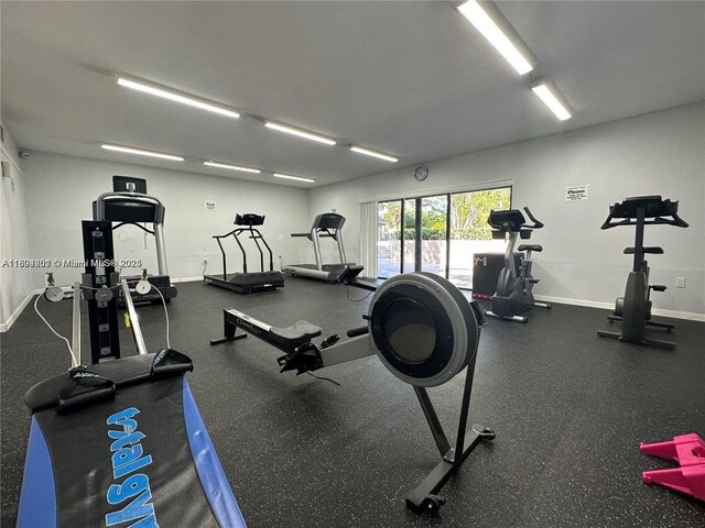 601 Ives Dairy Rd Unit 401-8, Miami, FL 33179 - gym with baseboards
