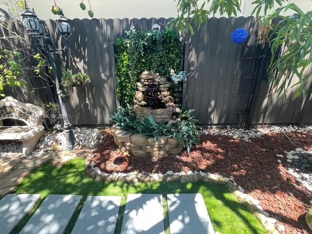 17201 SW 143rd Ct, Miami, FL 33177 - view of yard featuring fence