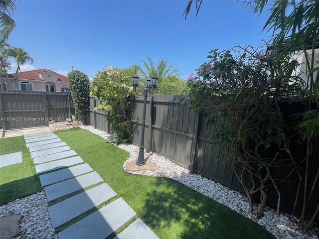 17201 SW 143rd Ct, Miami, FL 33177 - view of yard with fence
