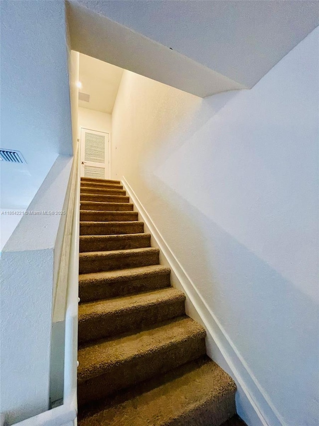 448 NE 4th St, Florida City, FL 33034 - view of stairs