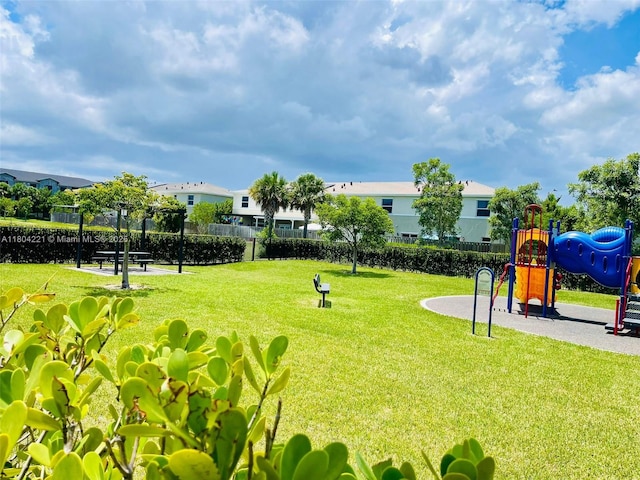 448 NE 4th St, Florida City, FL 33034 - surrounding community with a residential view