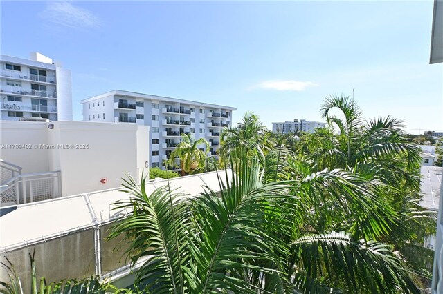 947 Lenox Ave Unit 504, Miami Beach, FL 33139 - view of apartment building / complex