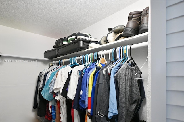 947 Lenox Ave Unit 504, Miami Beach, FL 33139 - view of walk in closet