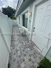 6035 SW 40th Ct, Miramar, FL 33023 - view of side of property