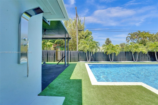 626 S 13th Ave, Hollywood, FL 33019 - view of swimming pool with a patio