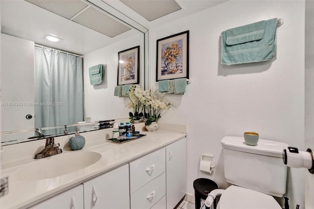 301 174th St Unit 1503, Sunny Isles Beach, FL 33160 - full bathroom featuring toilet, vanity, and curtained shower