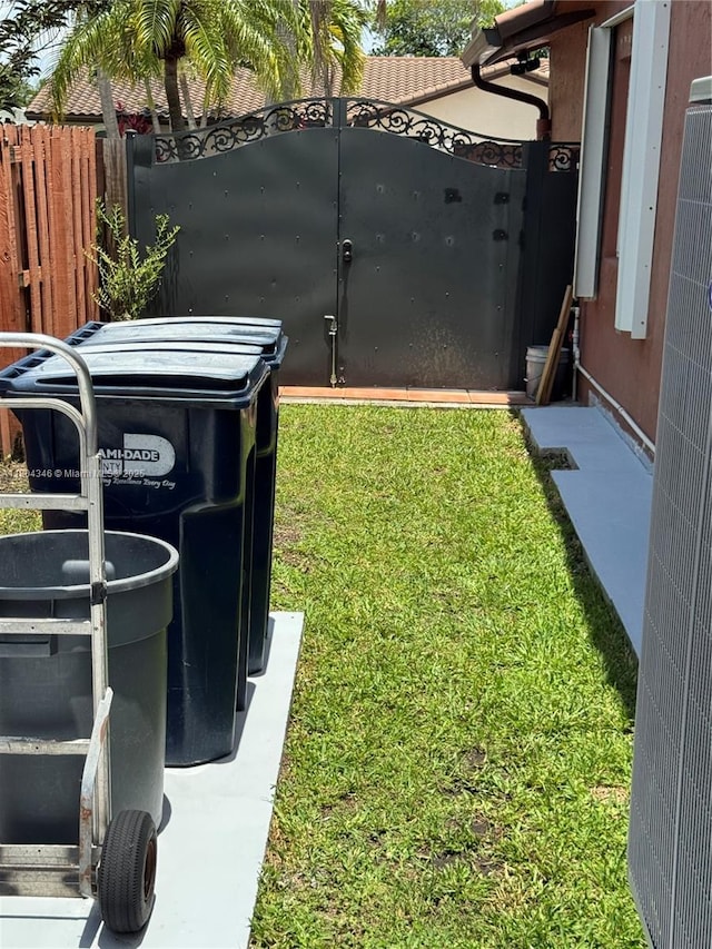 14620 SW 151st Ter, Miami, FL 33186 - view of yard