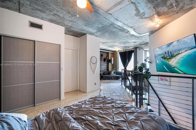 690 SW 1st Ct Unit Phi26, Miami, FL 33130 - bedroom featuring a ceiling fan